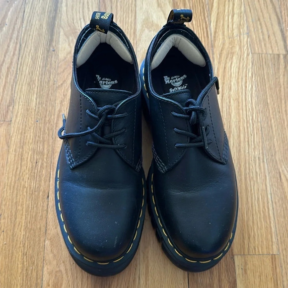 Dr Martens 8 L Audrick 3 Eye shoe great re owned condition, tiny scuff right toe - Picture 1 of 14